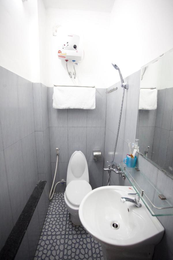 Hong Phat Hostel Hue Exterior photo
